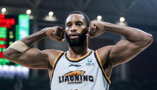 CBA重磅动态：弗格或转会宁波，吴前转型浙江教练，邬挺嘉离队