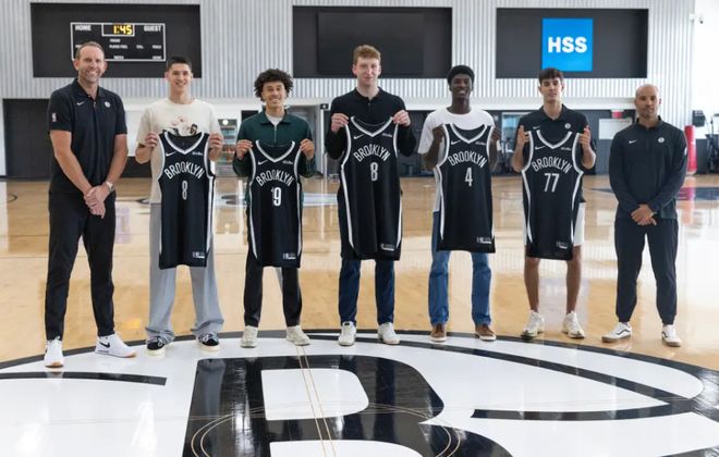 篮网创纪录：一届选秀囊获五位首轮新秀，或成NBA史上最年轻球队