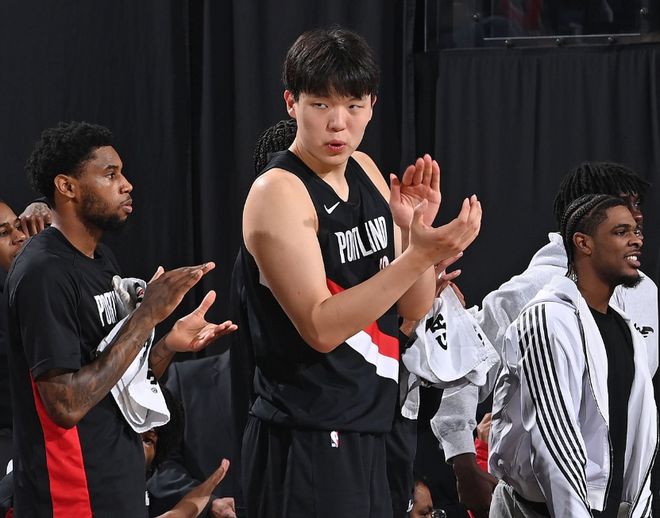 开拓者召回杨瀚森